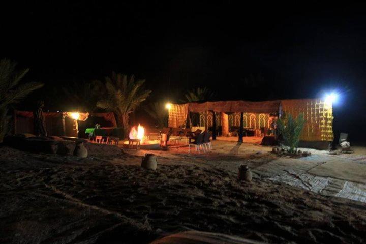 Auberge Sahara Garden Lac Yasmins Luaran gambar