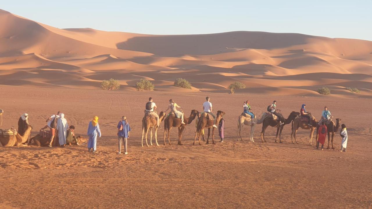 Auberge Sahara Garden Lac Yasmins Luaran gambar