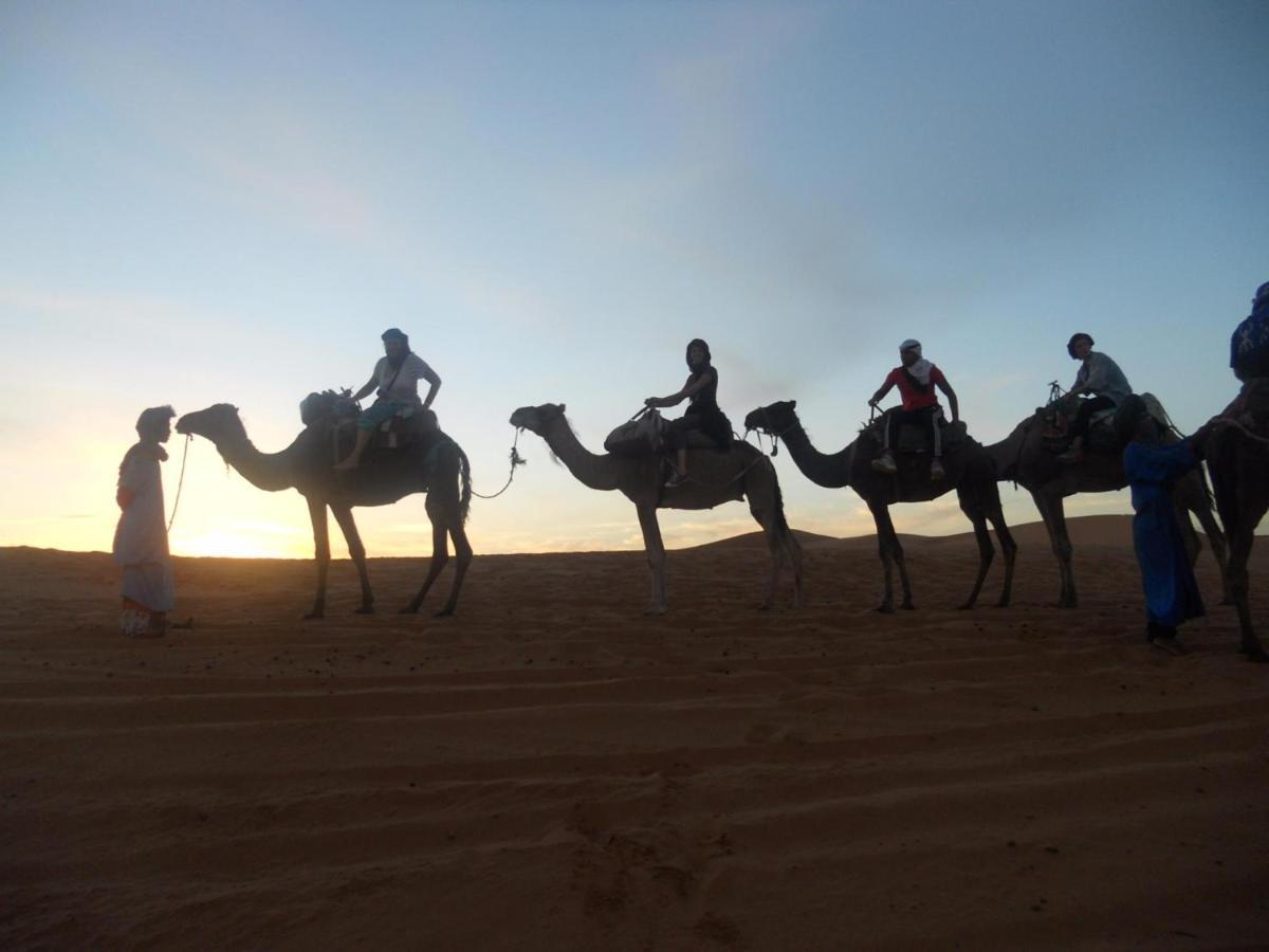 Auberge Sahara Garden Lac Yasmins Luaran gambar