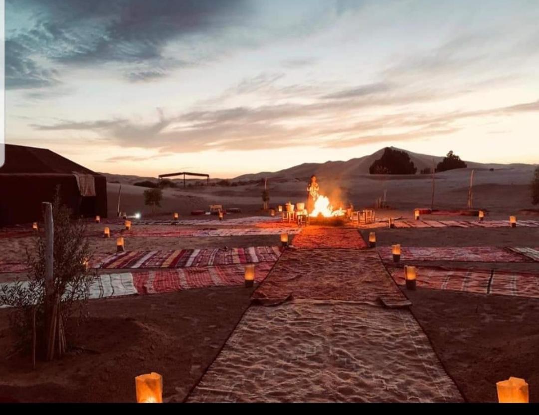 Auberge Sahara Garden Lac Yasmins Luaran gambar