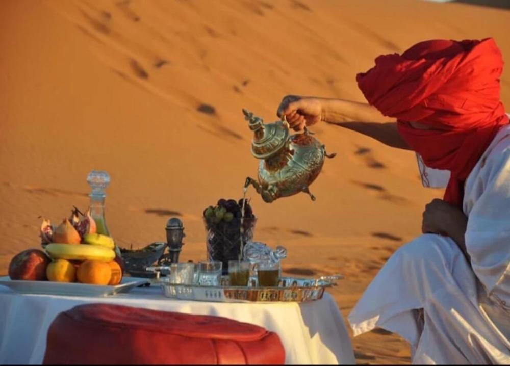 Auberge Sahara Garden Lac Yasmins Luaran gambar