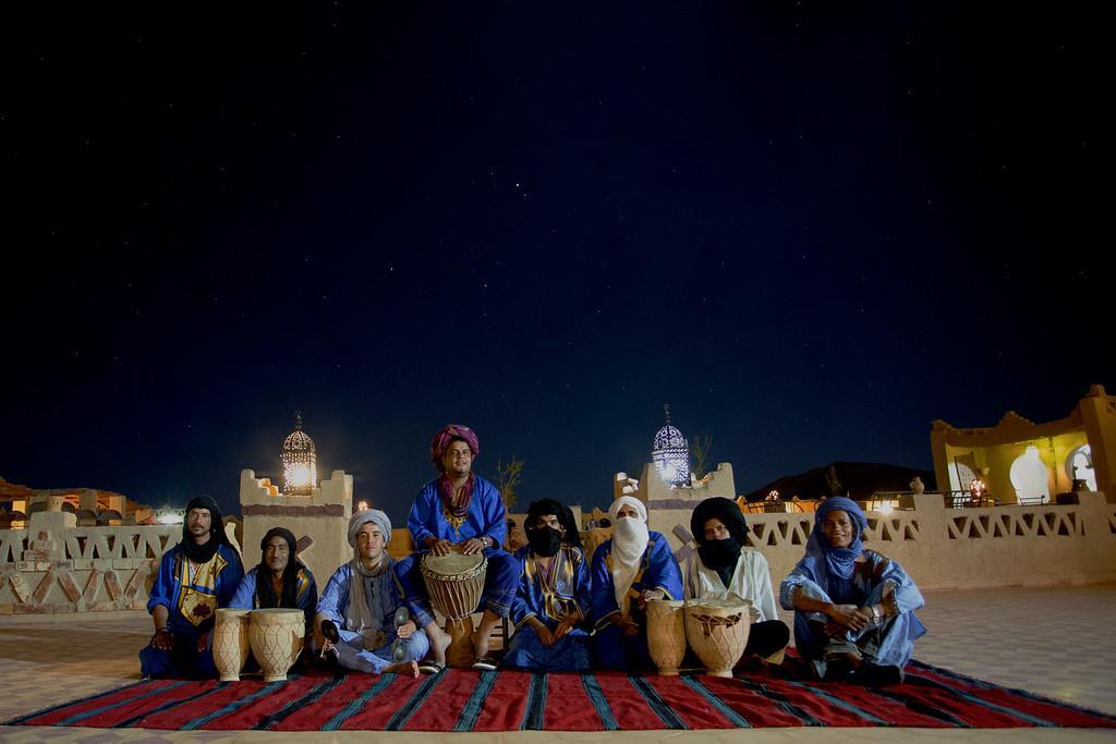 Auberge Sahara Garden Lac Yasmins Luaran gambar