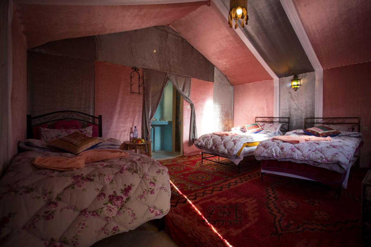 Auberge Sahara Garden Lac Yasmins Luaran gambar